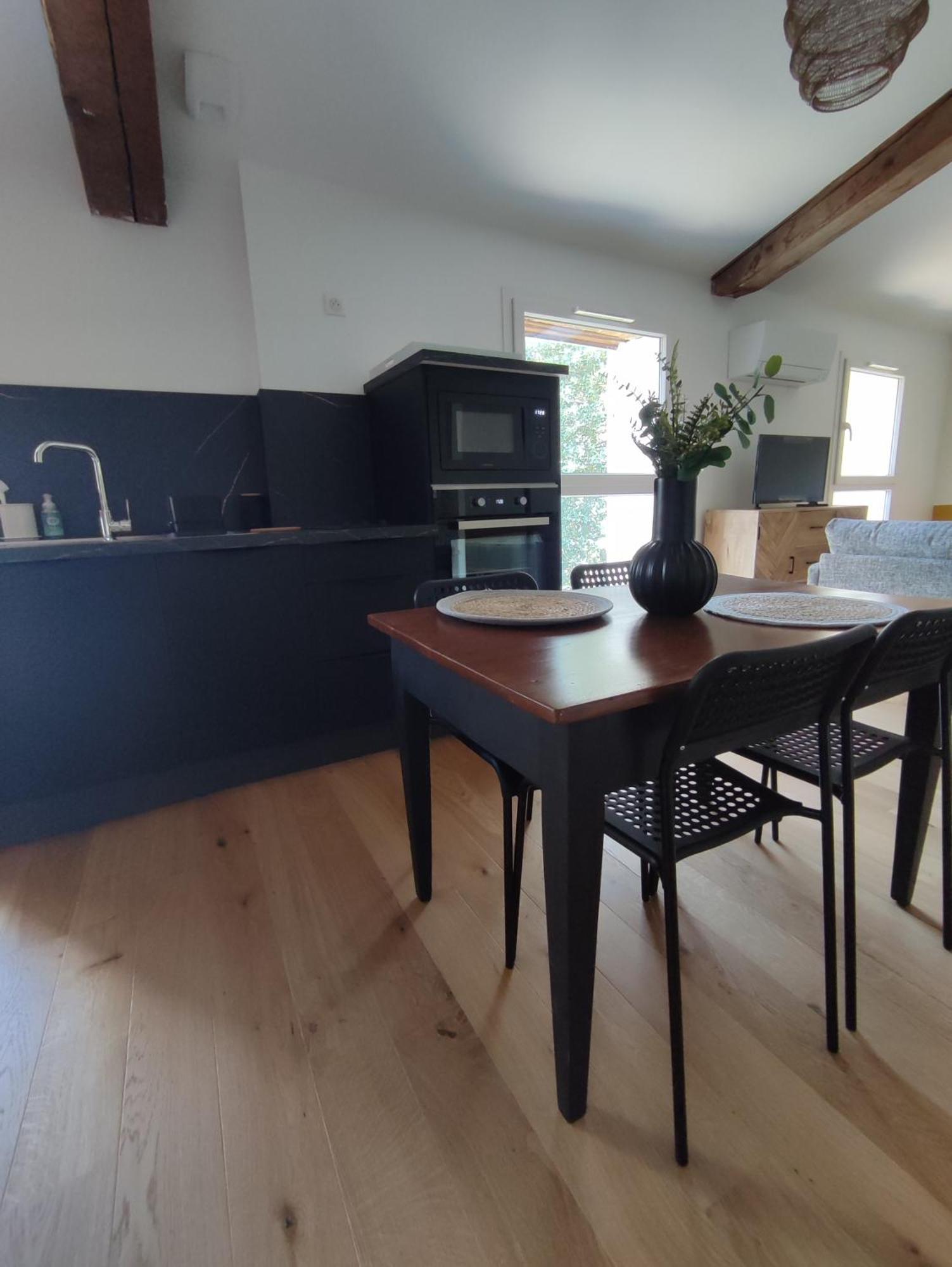 Le Petit 1881 Apartment Ampuis Ngoại thất bức ảnh